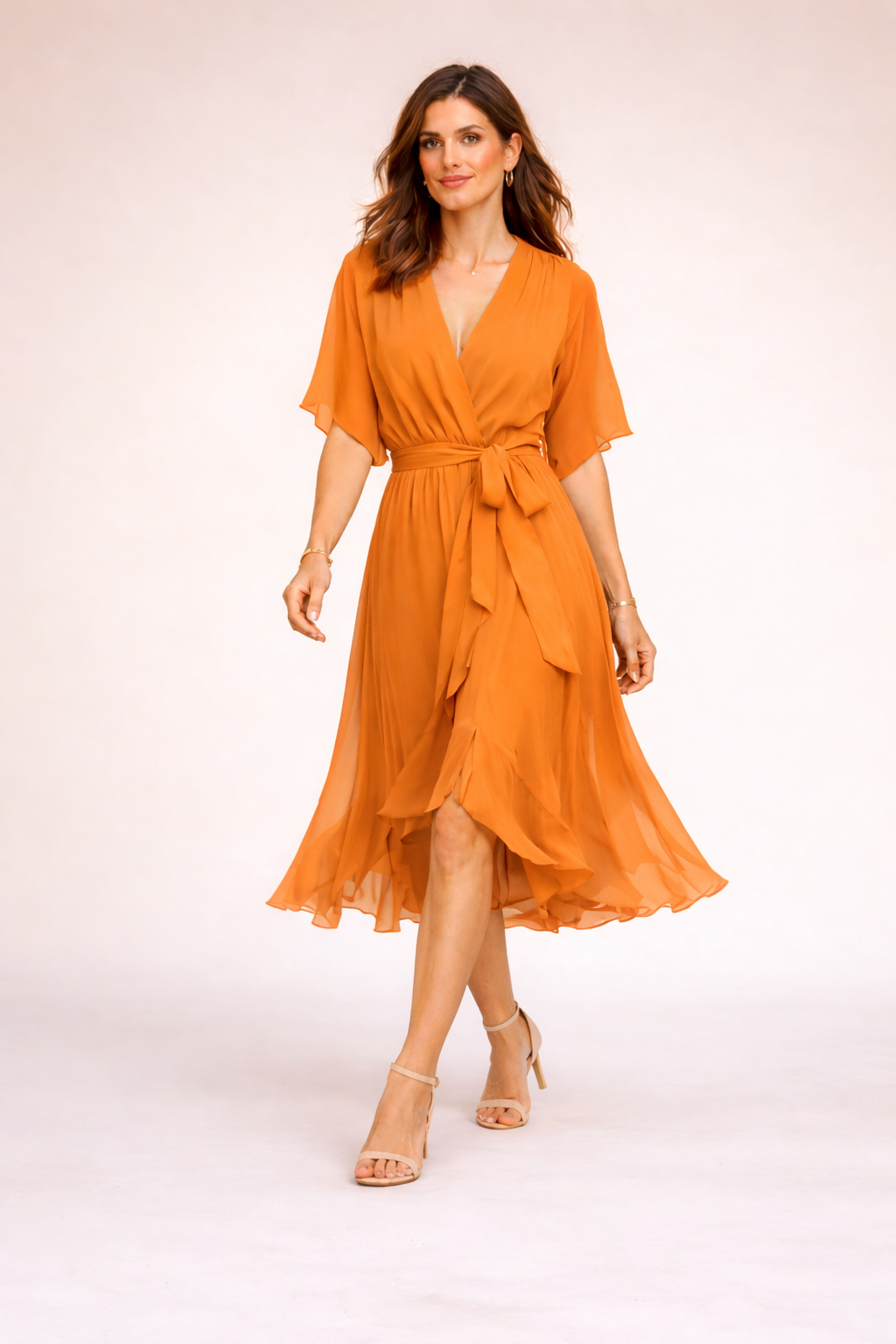 Monica - Robe en chiffon avec col en V