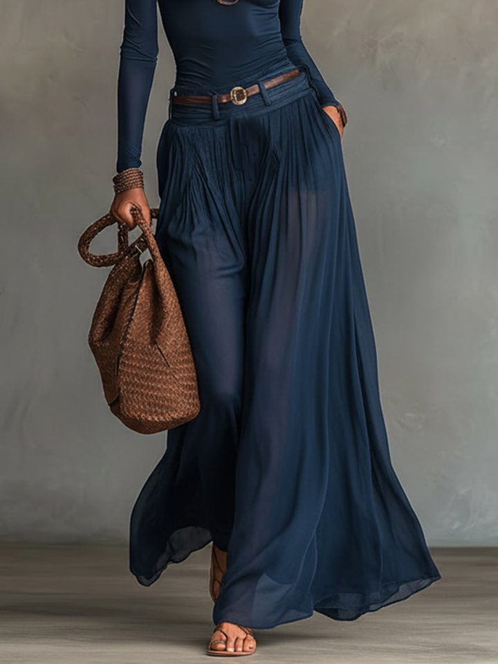 Lore | Haut à Épaule Dégagée et Jupe Bleu Marine